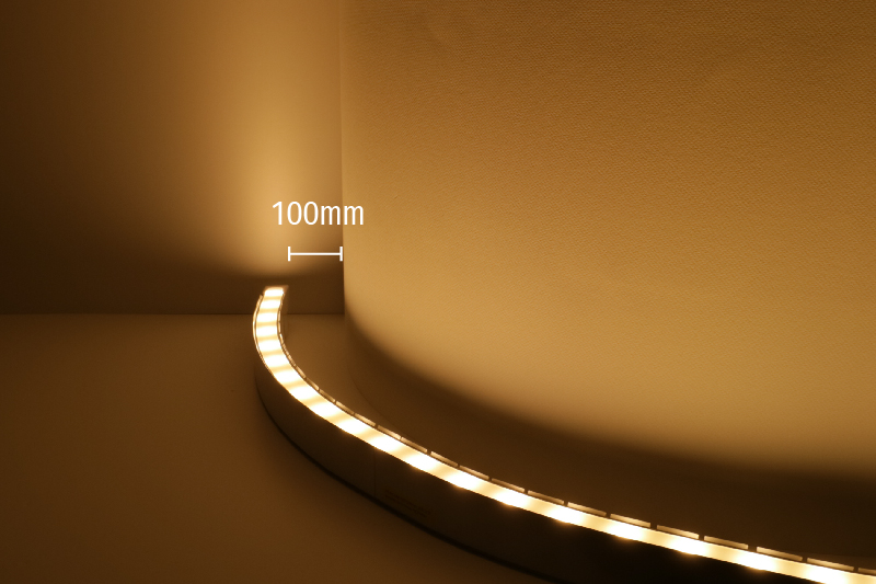 Luci Vivoxy FLEX K IP67 Recommed distance from wall