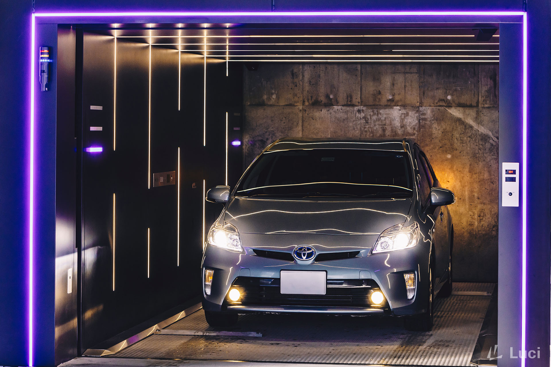 賃貸マンション『Grand luxs (グランリュクス)』自動車用エレベーター