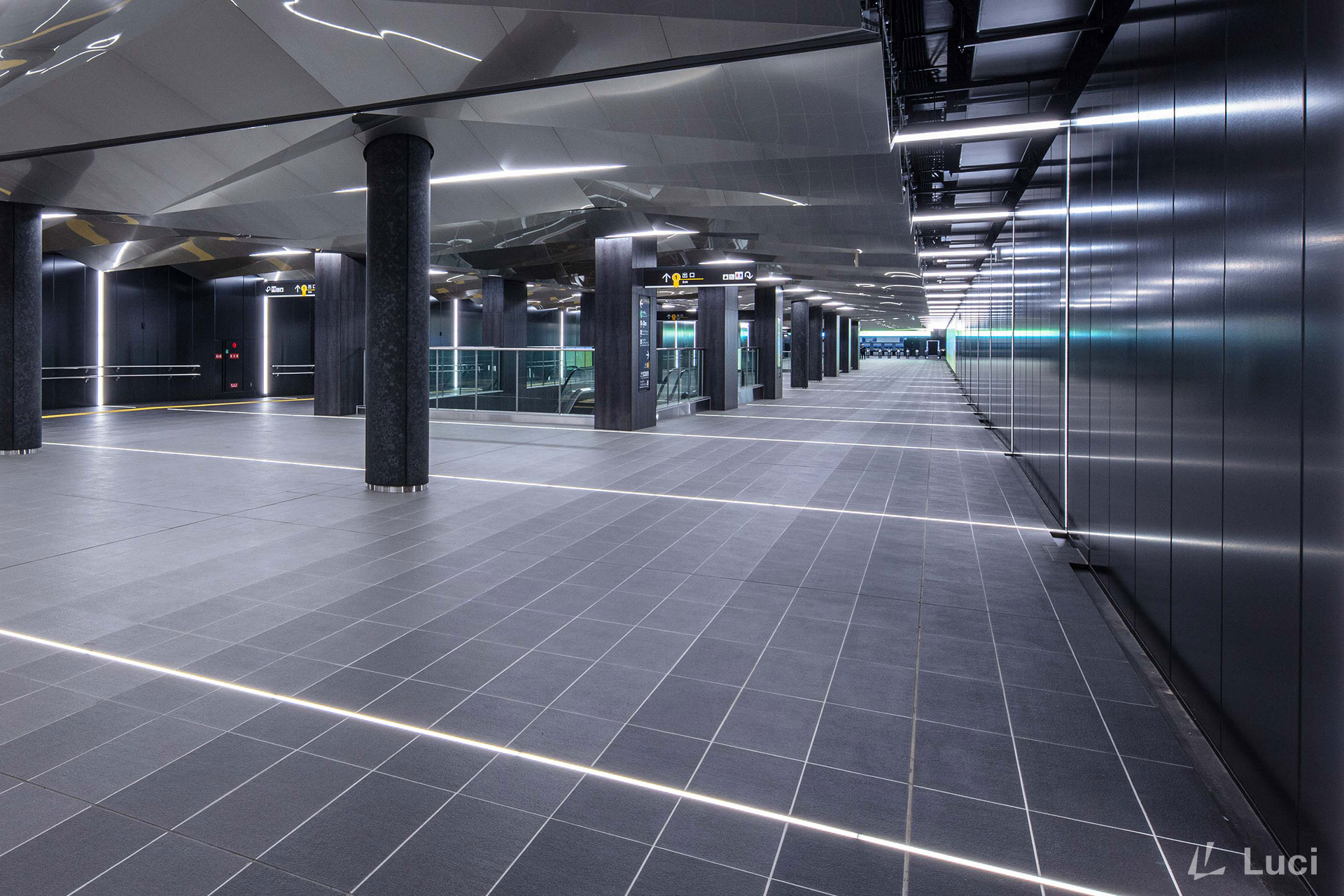 Osaka Metro 中央線 夢洲駅