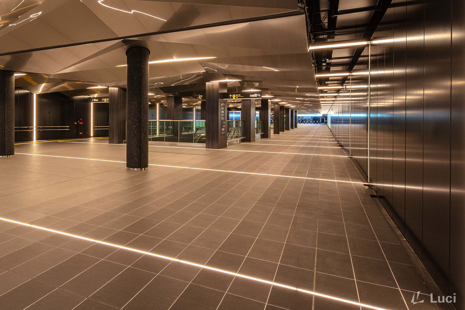 Osaka Metro 中央線 夢洲駅