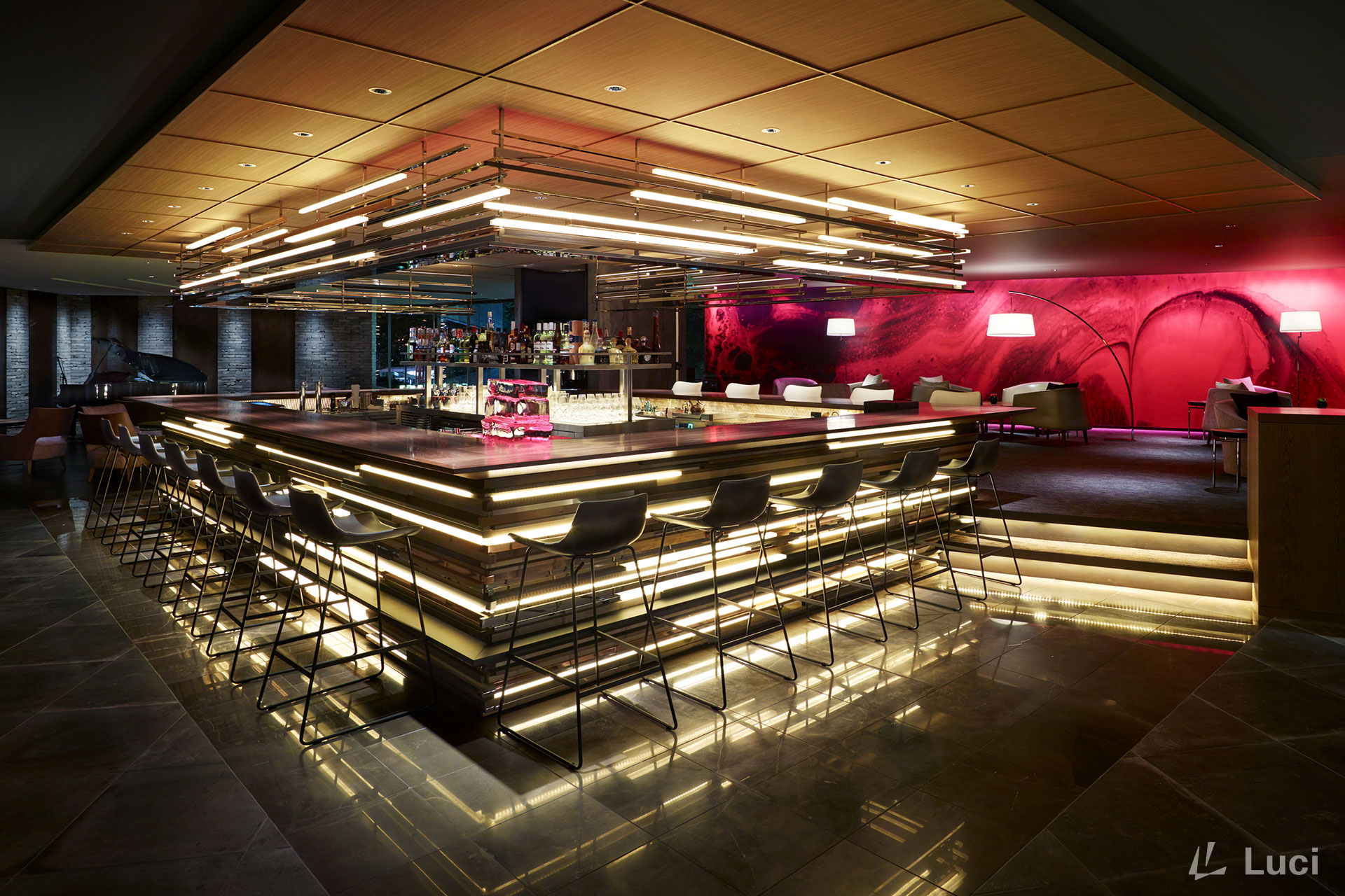 ヒルトン東京　ダイニングフロアTSUNOHAZU