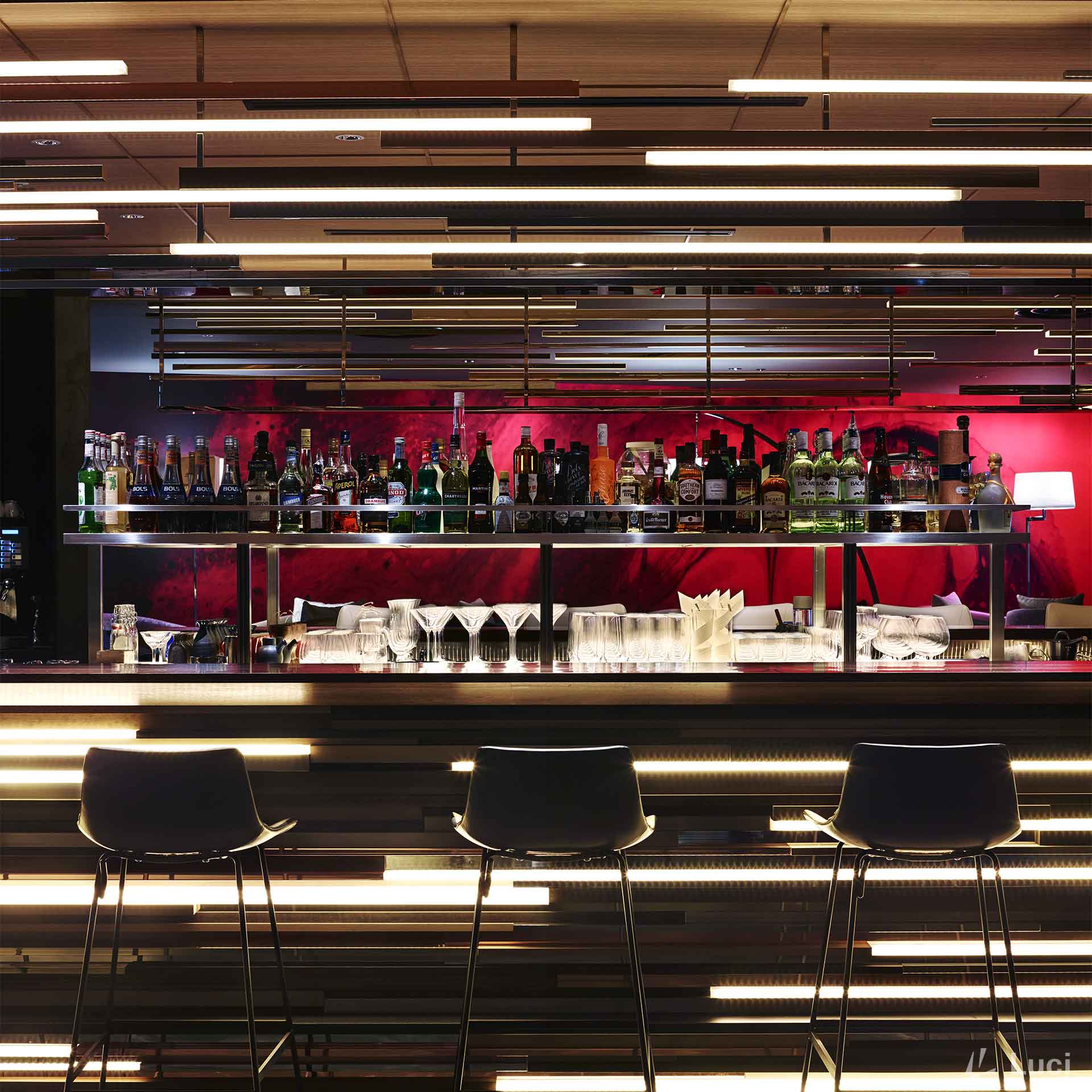 ヒルトン東京　ダイニングフロアTSUNOHAZU